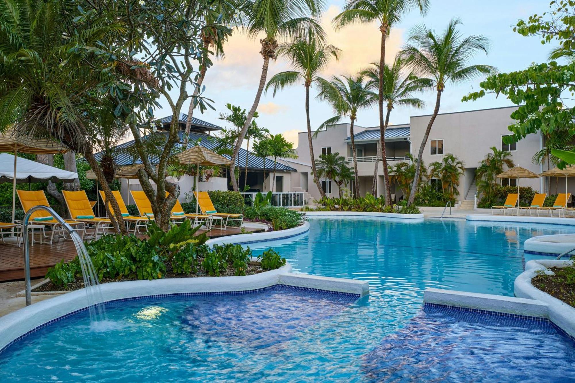 Waves Resort & Spa, Barbados, An Autograph Collection All-Inclusive Resort Saint James Dış mekan fotoğraf