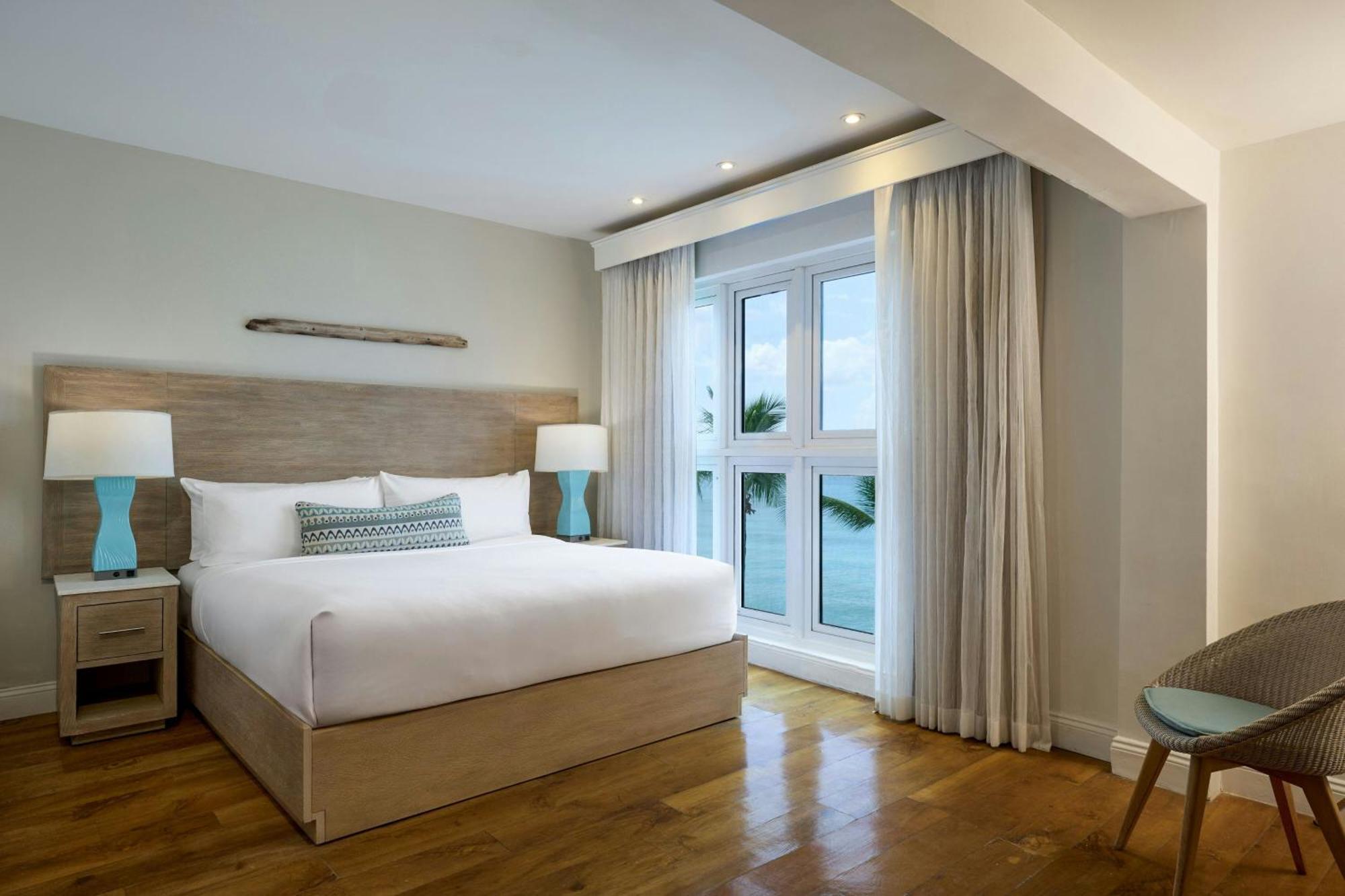 Waves Resort & Spa, Barbados, An Autograph Collection All-Inclusive Resort Saint James Dış mekan fotoğraf